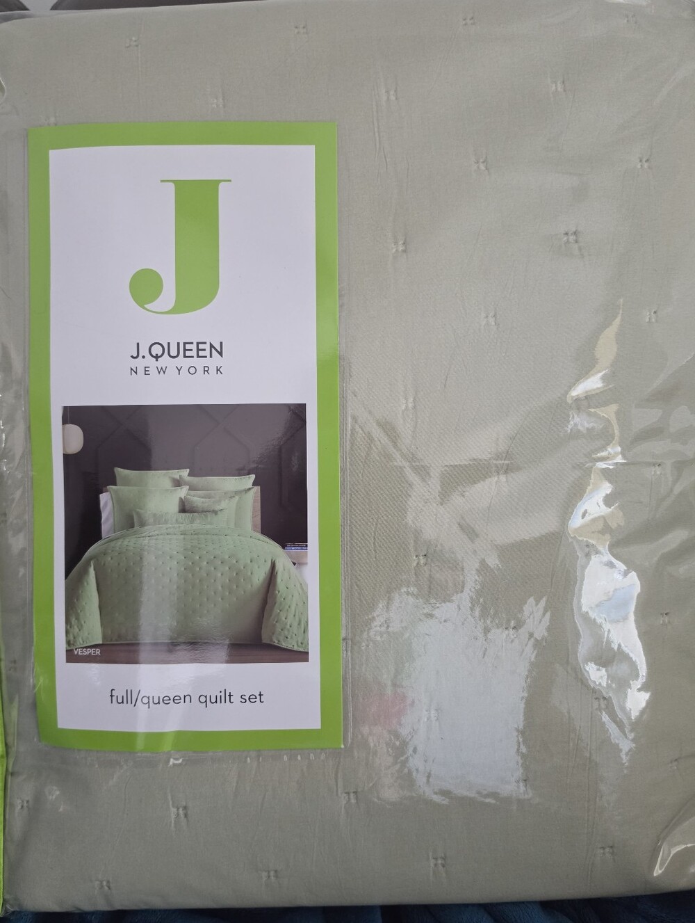 Vesper Full/Queen Quilt Set in Light Green